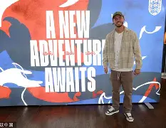 法甲赛程吃紧，埃因霍温集结日队长鼓劲，底气十足，医务组通报恢复的简单介绍